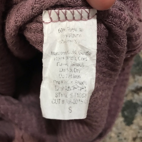 Purple waffle knit knotted hem long sleeve top - Picture 4 of 5